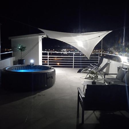 Wellness Apartments Sunset ザダル エクステリア 写真