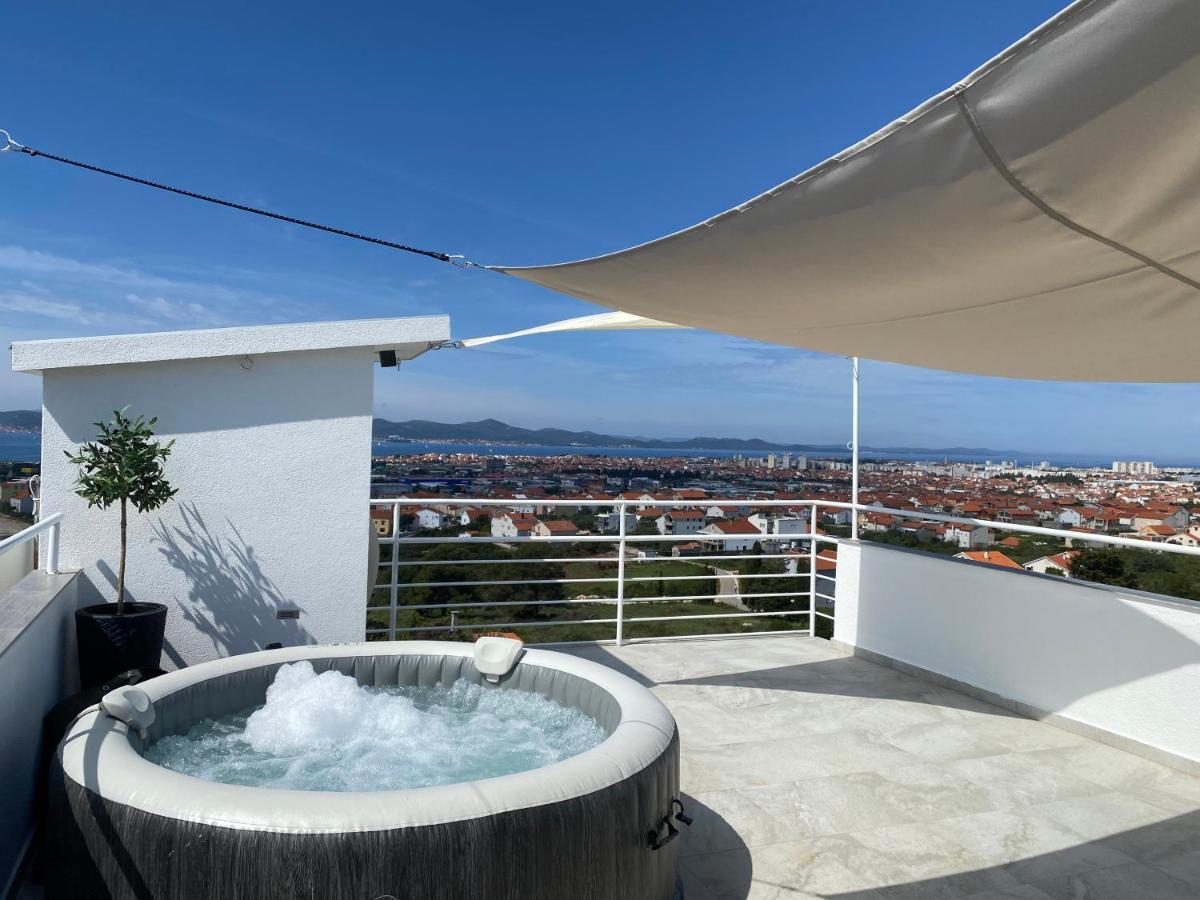 Wellness Apartments Sunset ザダル エクステリア 写真