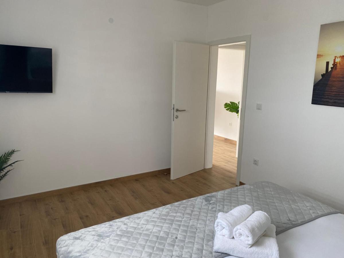 Wellness Apartments Sunset ザダル エクステリア 写真