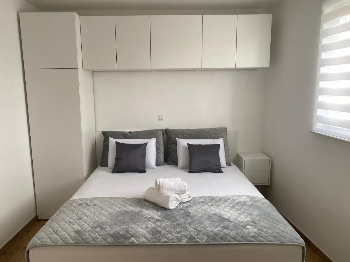 Wellness Apartments Sunset ザダル エクステリア 写真